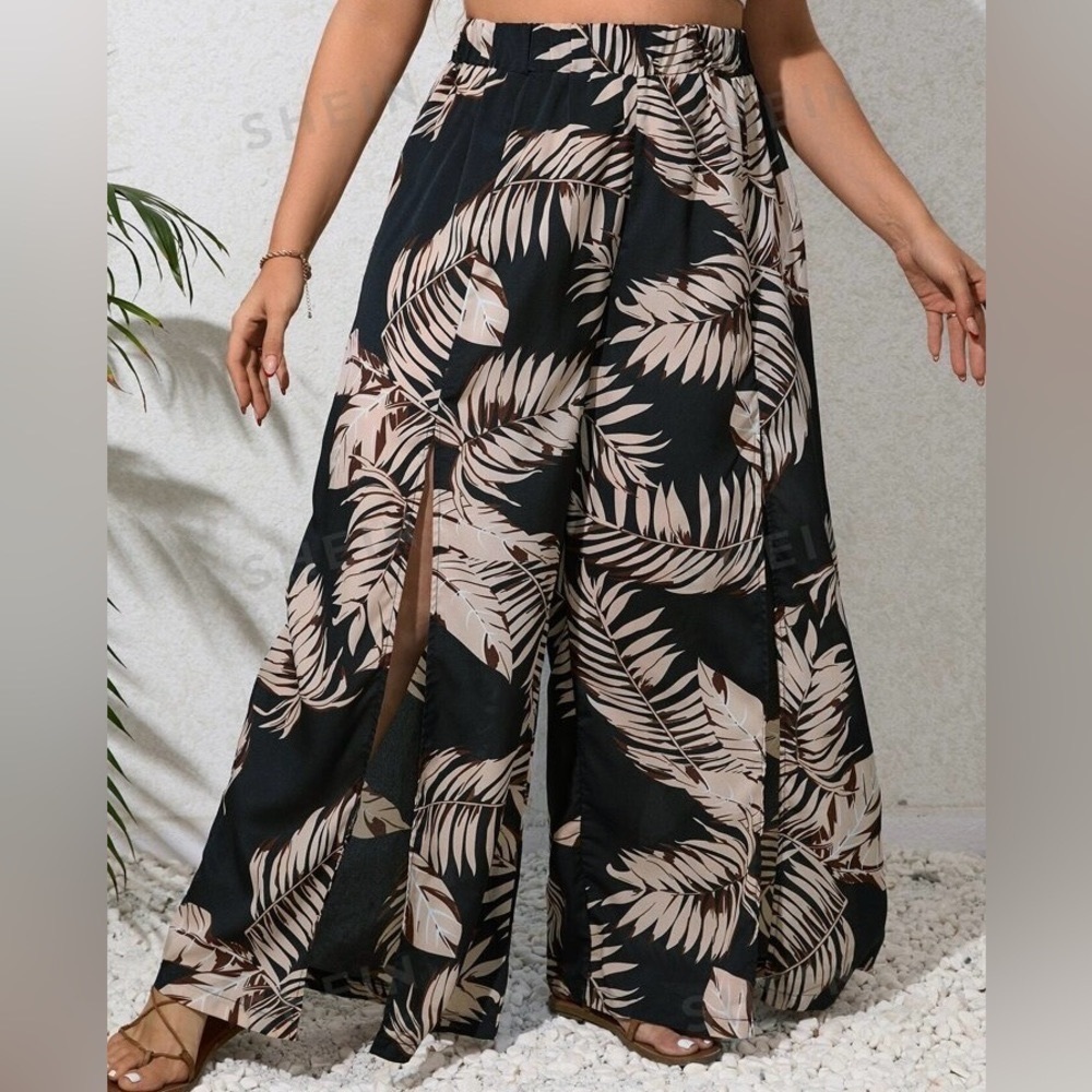 10. GLARE Women’s Flowy Black Leaf Print Pants.Size L